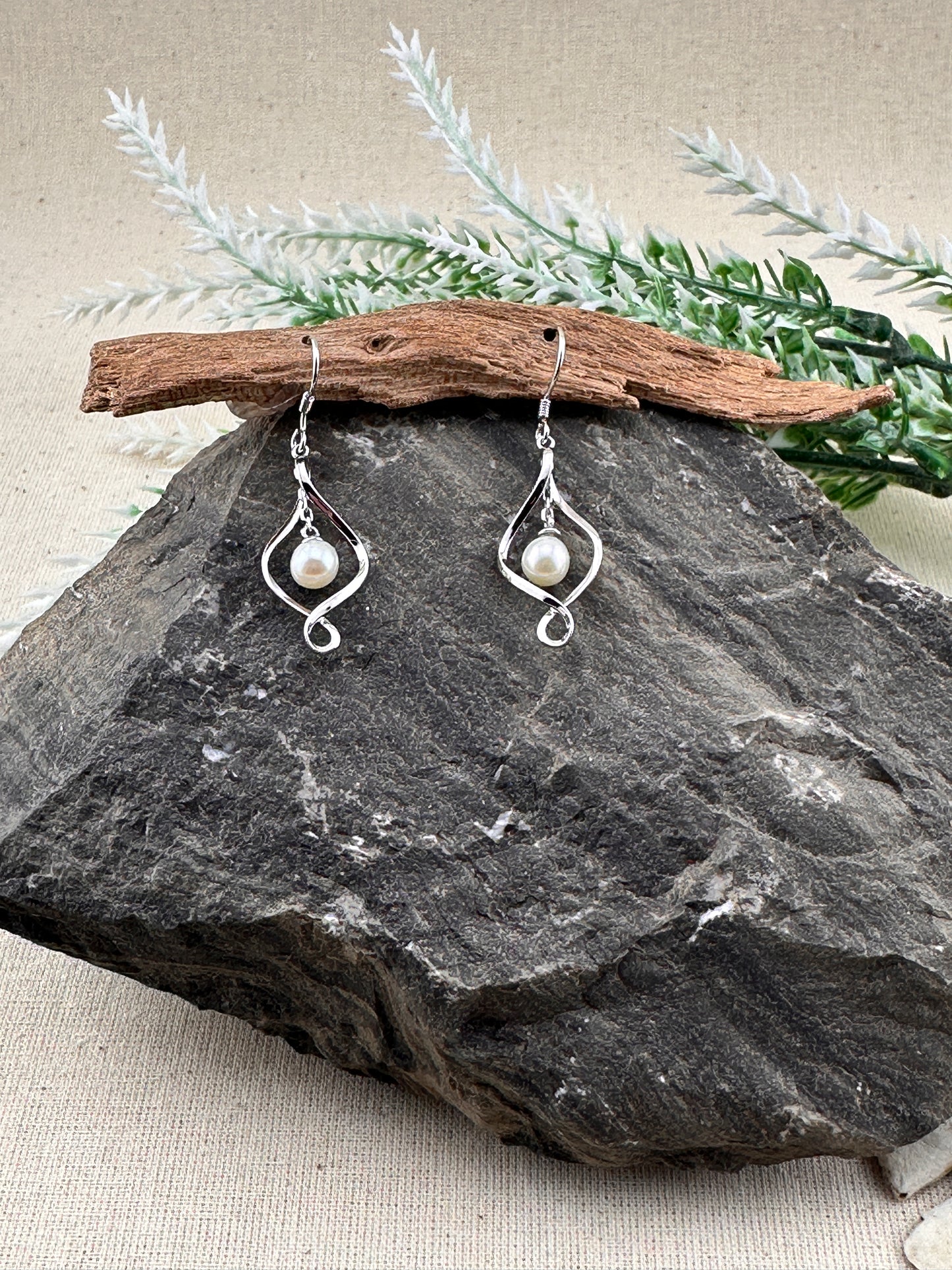 Elise - Sterling Silver Pearl Swirl Earrings