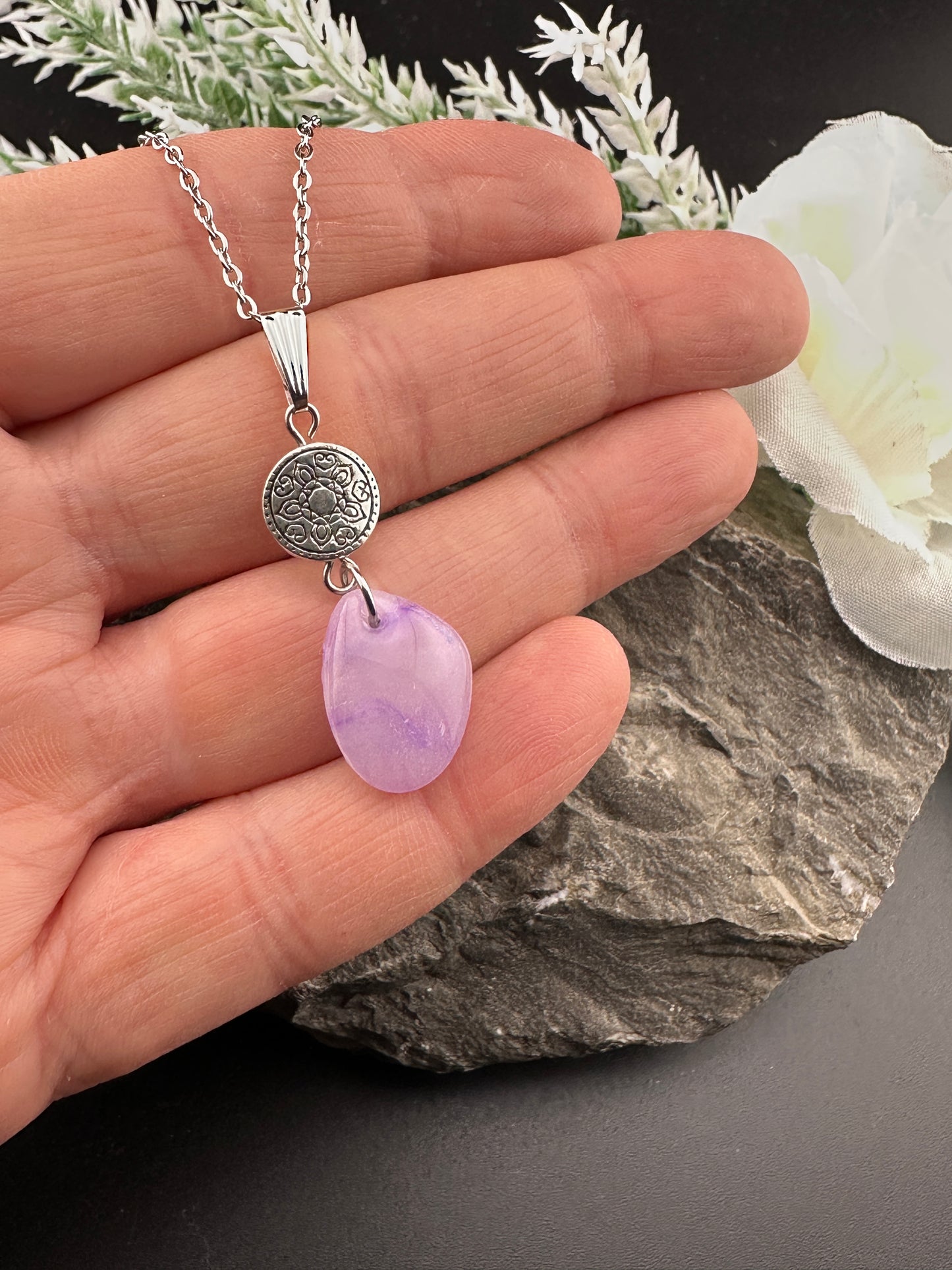 Lavender Mist – Faux Stone Pendant Necklace