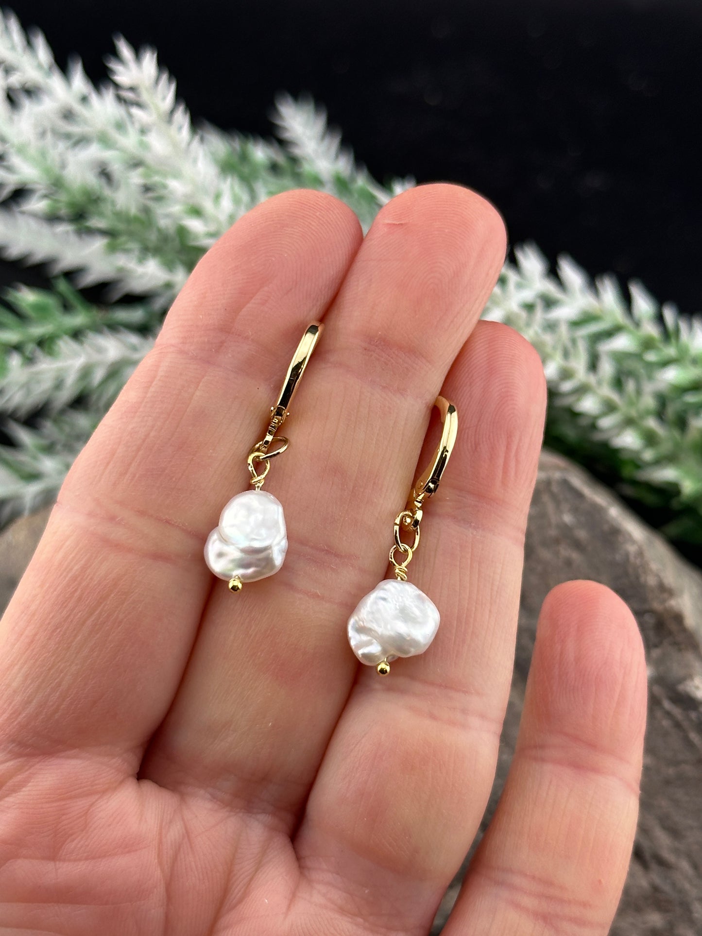 Elegance in Pearl - Baroque Earrings in Gold