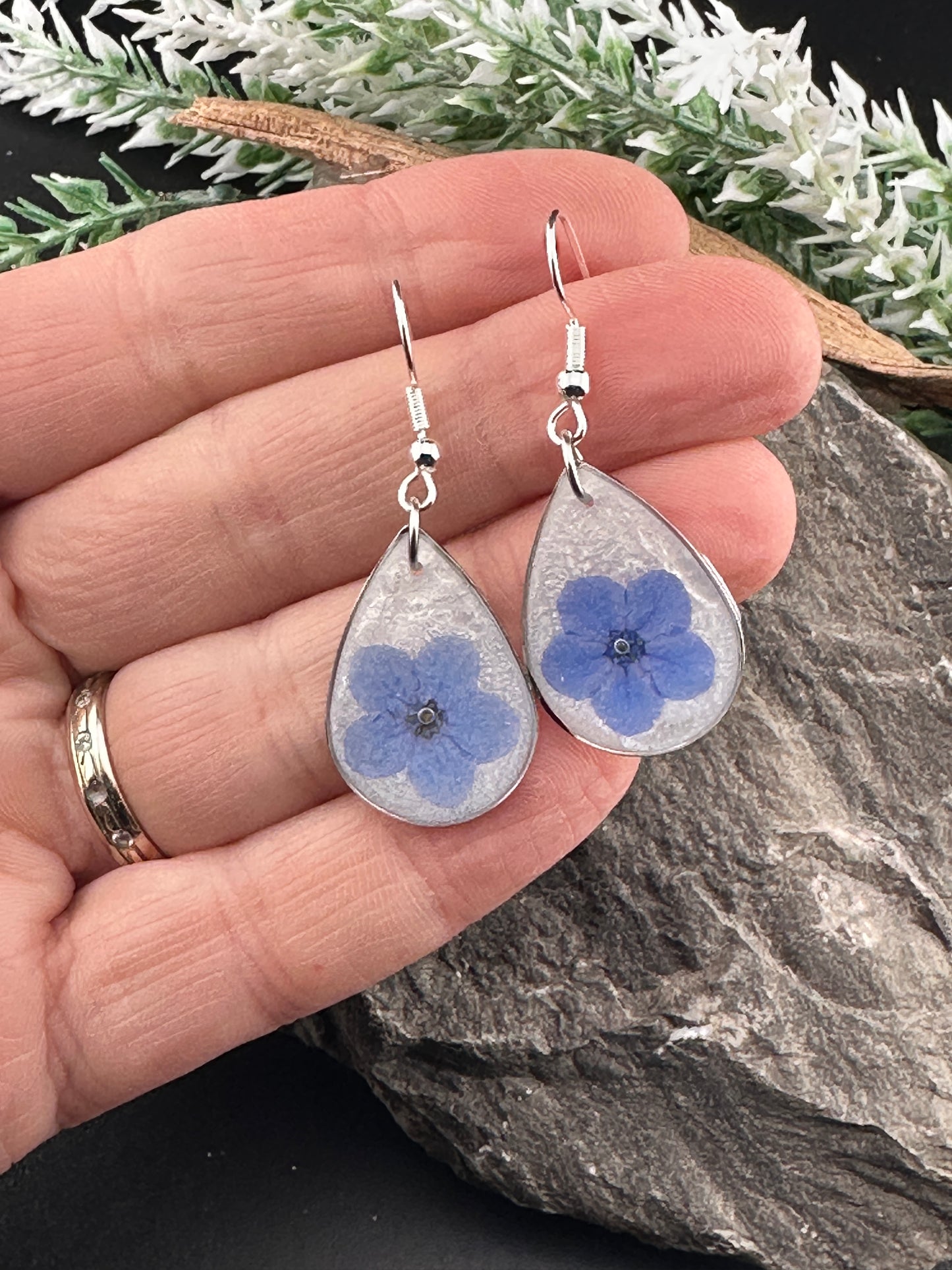 Forget-Me-Not Teardrop Earrings – A Tribute to Alzheimer’s Awareness