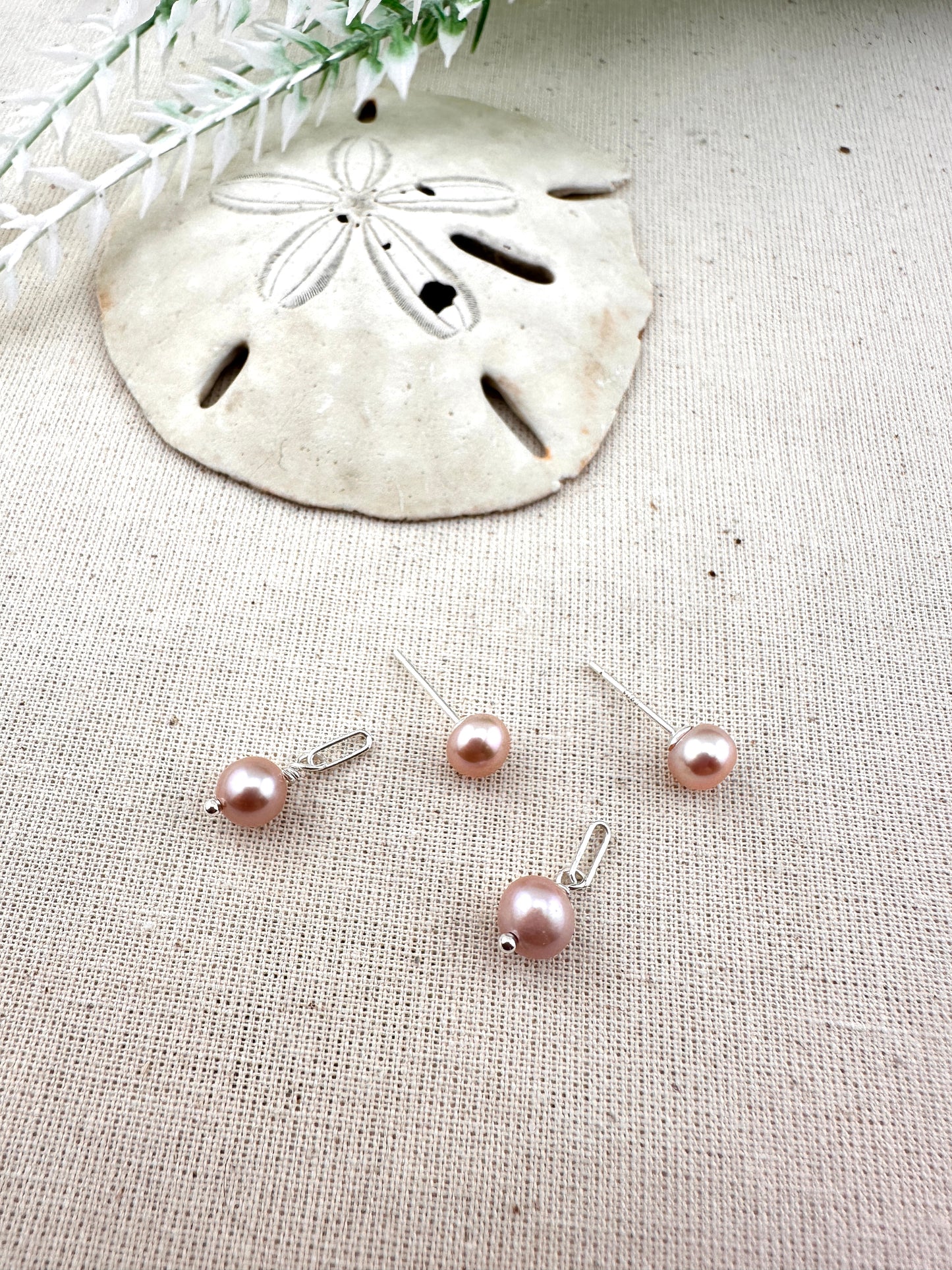 Pearl Duo Elegance – Convertible Stud-to-Dangle Earrings