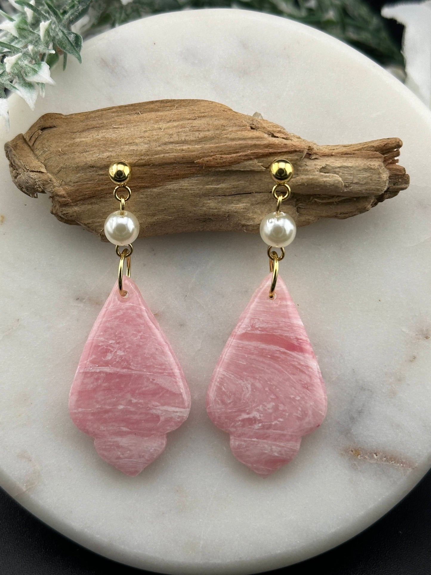 Light Rose Pink Marble & Pearl Dangle Earrings