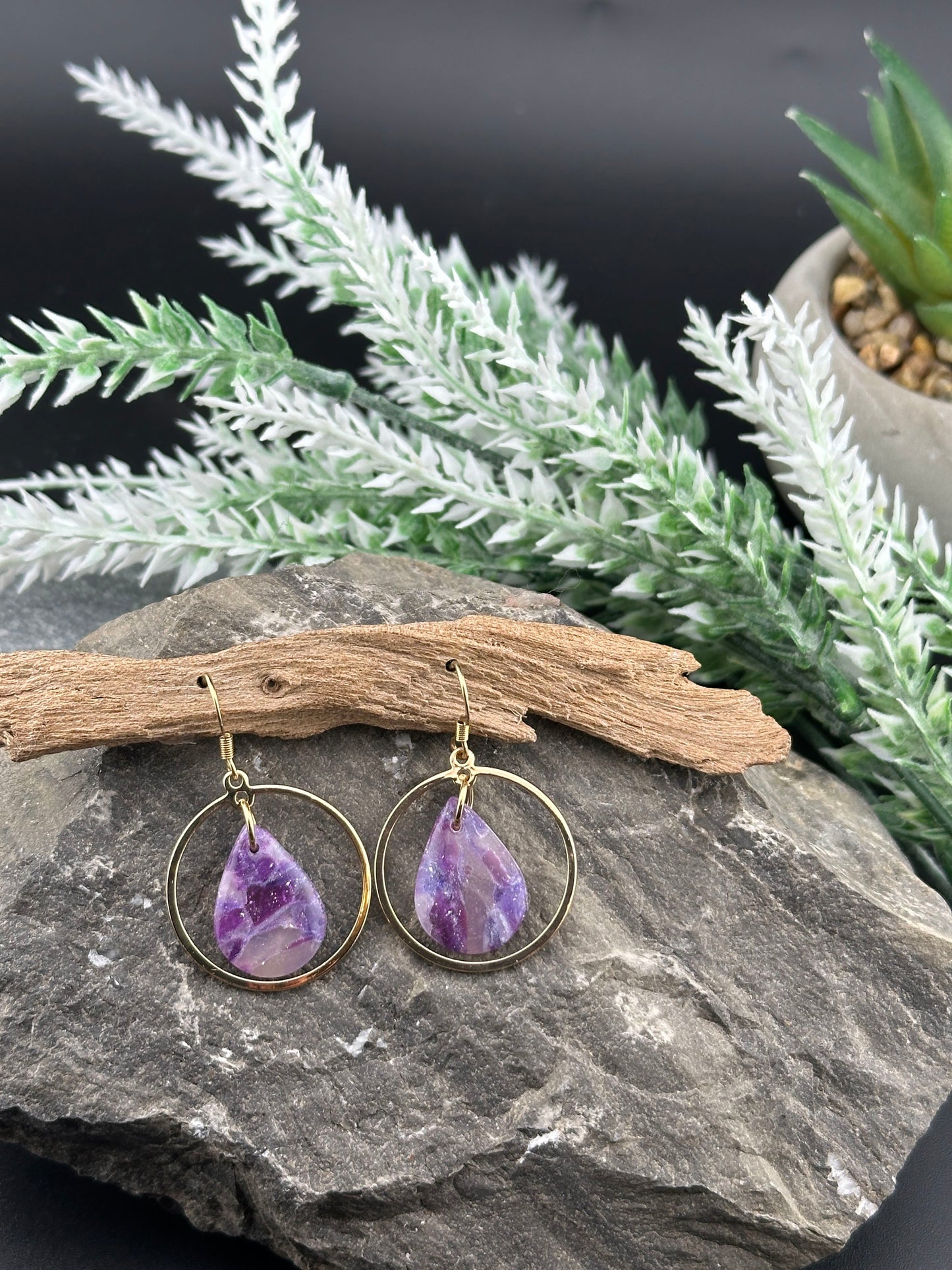 Purple Marble Teardrop & Gold Hoop Earrings