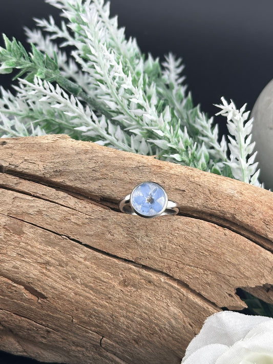 Nature-Inspired Adjustable Ring with Forget-me-not Flower