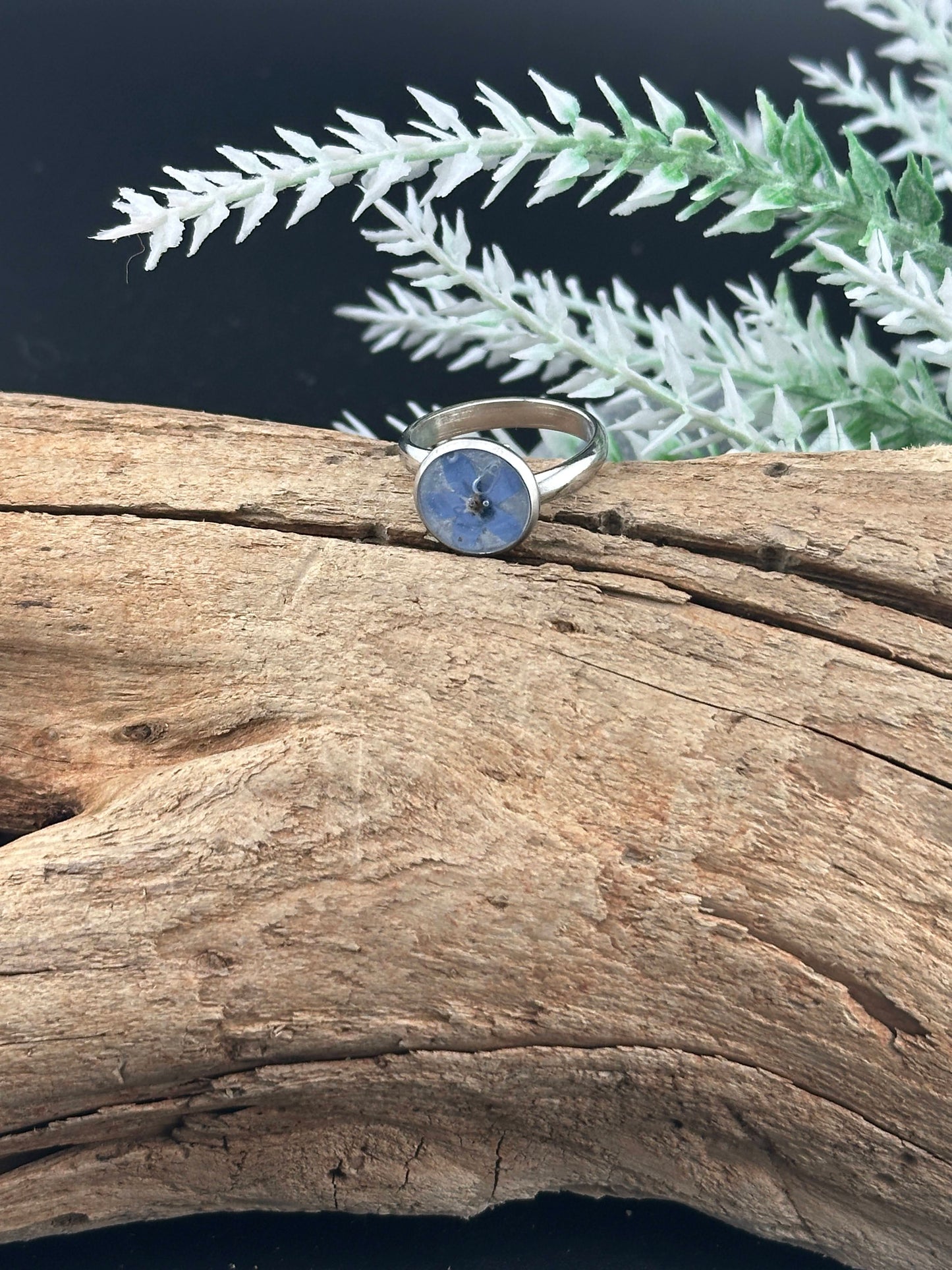 Nature-Inspired Adjustable Ring with Forget-me-not Flower